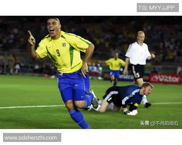 世界足坛最黑球星传奇经历与突破性成就深度解析