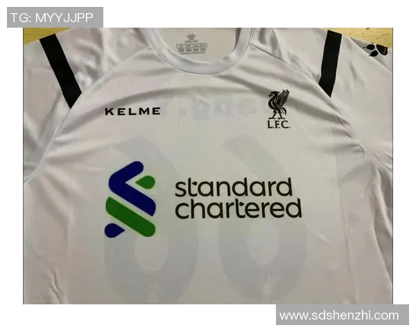 如何选择适合自己的足球球星球衣并搭配出个性时尚感 如何选择适合自己的足球球星球衣并搭配出个性时尚感